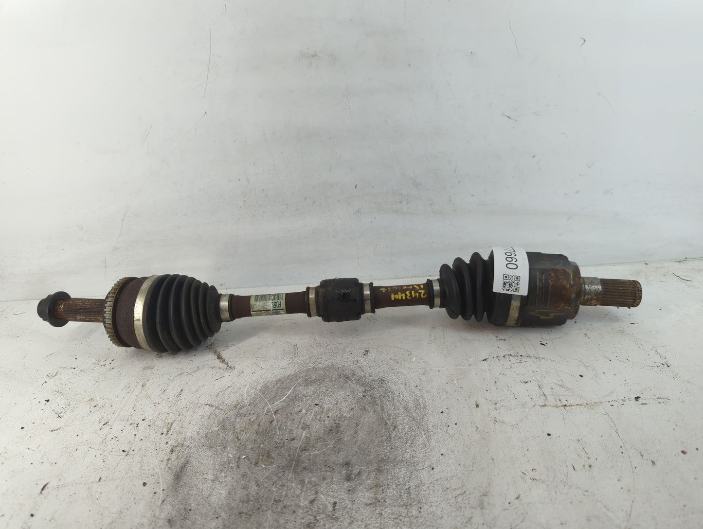 2013-2015 Hyundai Veloster Axle Shaft Front Driver Cv C/v - Oemusedautoparts1.com