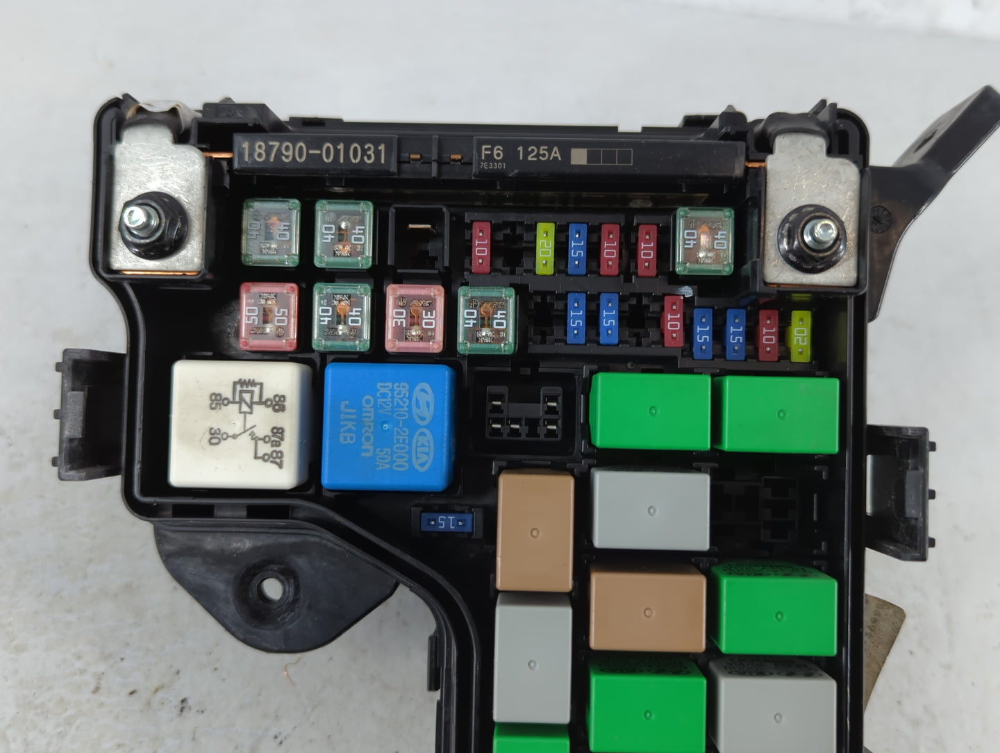 2015-2017 Hyundai Veloster Fusebox Fuse Box Panel Relay Module P/N:91236 2V058 Fits Fits 2015 2016 2017 OEM Used Auto Parts 