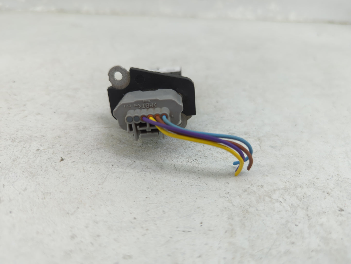2015 Infiniti Ex35 Mass Air Flow Meter Maf - Oemusedautoparts1.com