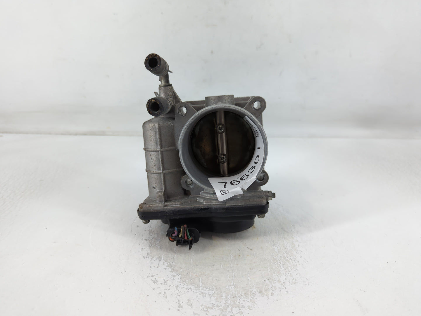 2008-2013 Infiniti G37 Throttle Body P/N:K 5926 526-01 Fits OEM Used Auto Parts - Oemusedautoparts1.com