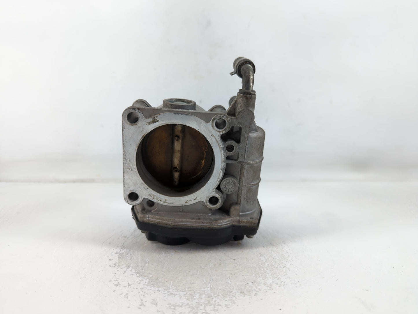 2008-2013 Infiniti G37 Throttle Body P/N:K 5926 526-01 Fits OEM Used Auto Parts - Oemusedautoparts1.com