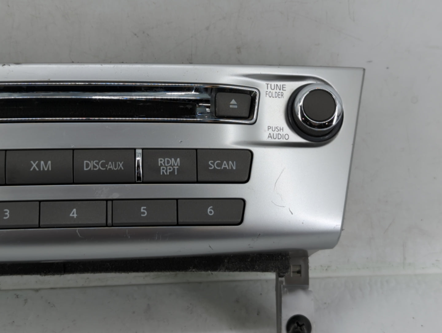 2011-2013 Infiniti M37 Radio Control Panel - Oemusedautoparts1.com
