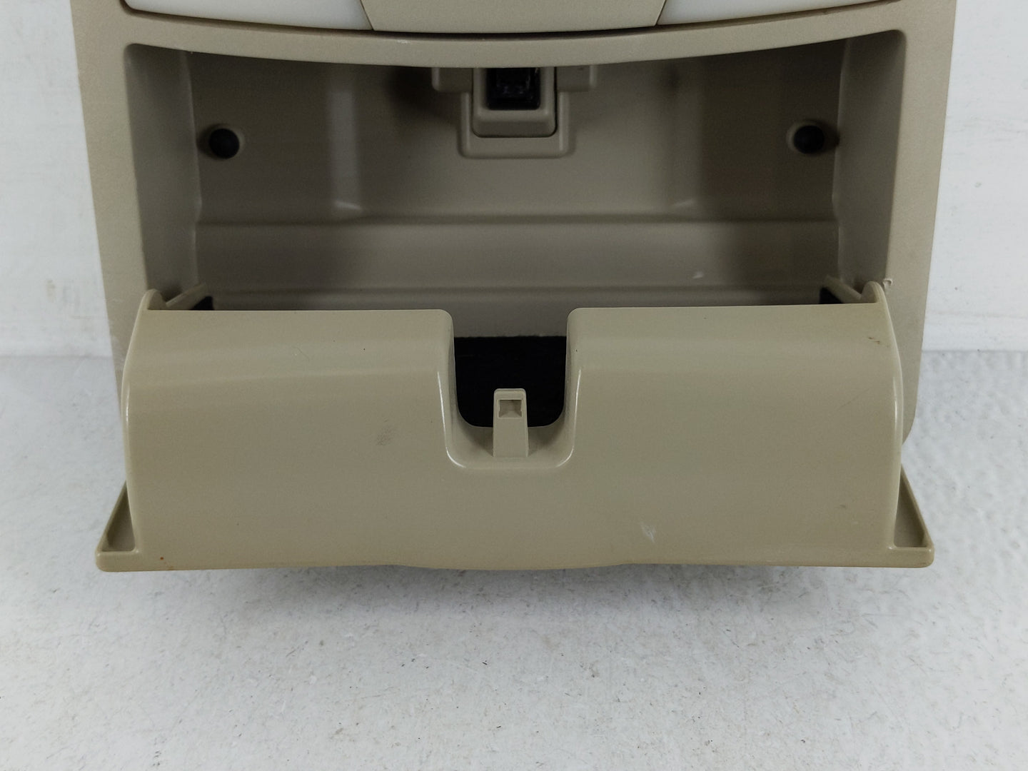 2015 Infiniti Q40 Overhead Roof Console - Oemusedautoparts1.com