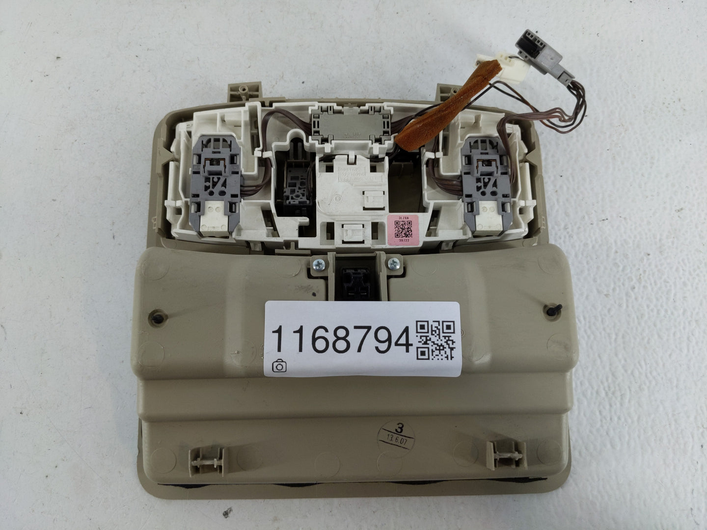 2015 Infiniti Q40 Overhead Roof Console - Oemusedautoparts1.com