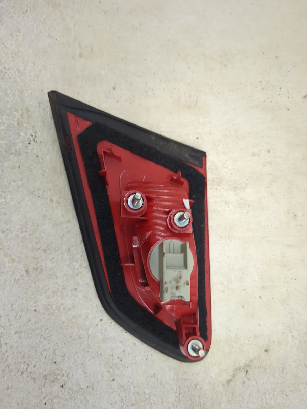 2015-2015 Infiniti Q40 Driver Left Side Deck Lid Mounted Tail Light Red - Oemusedautoparts1.com