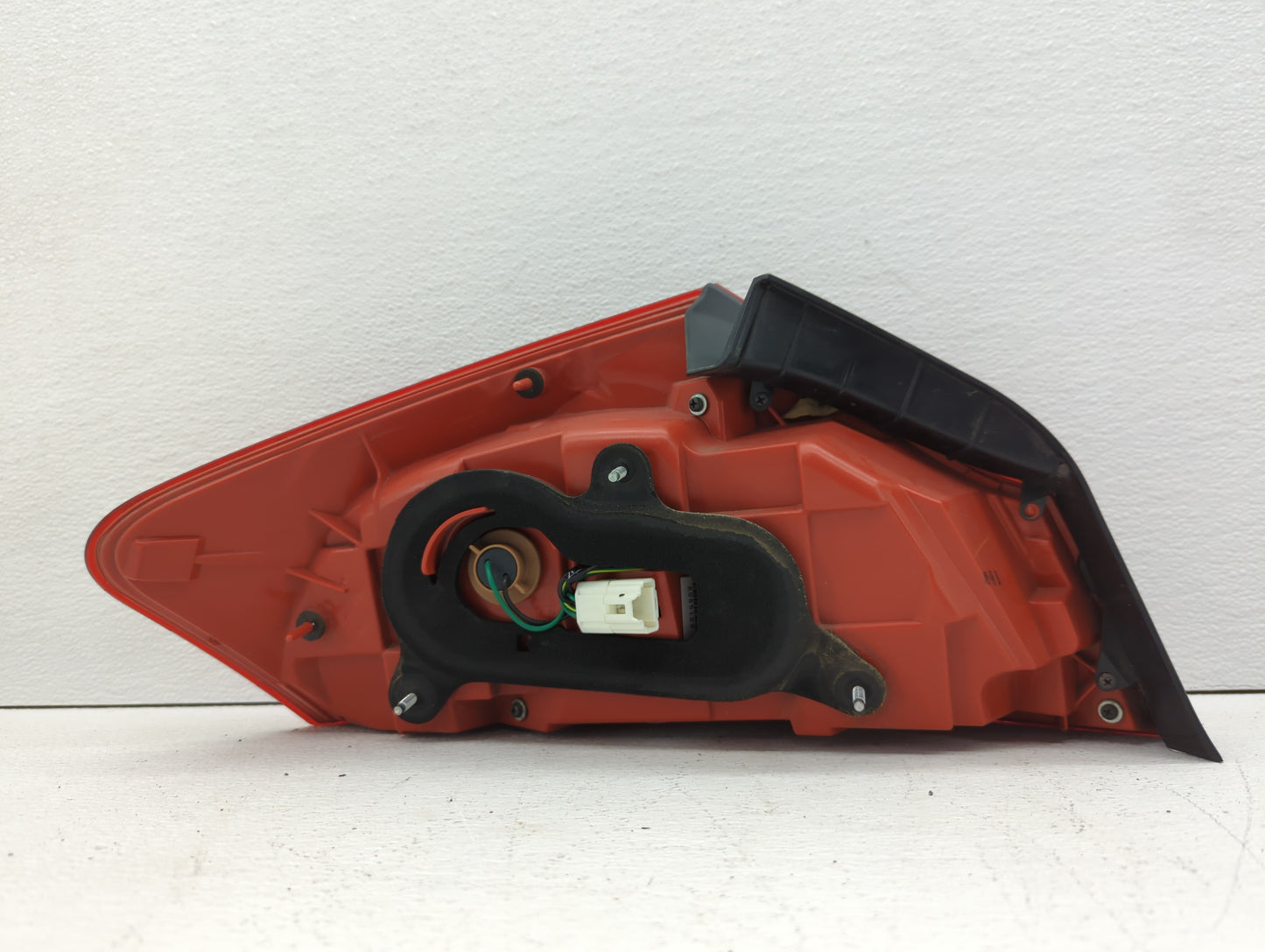 2015 Infiniti Q40 Tail Light Assembly Passenger Right OEM P/N:00286C 02579D4 Fits Fits 2007 2008 2009 2010 2011 2012 2013 OE