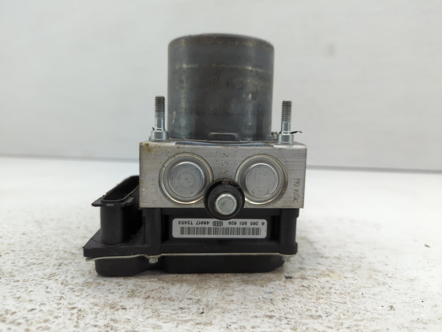 2015 Infiniti Q40 ABS Pump Control Module Replacement P/N:47660 1NM1D 0 265 951 629, 47660-MNL2A Fits Fits 2011 2012 2013 OE