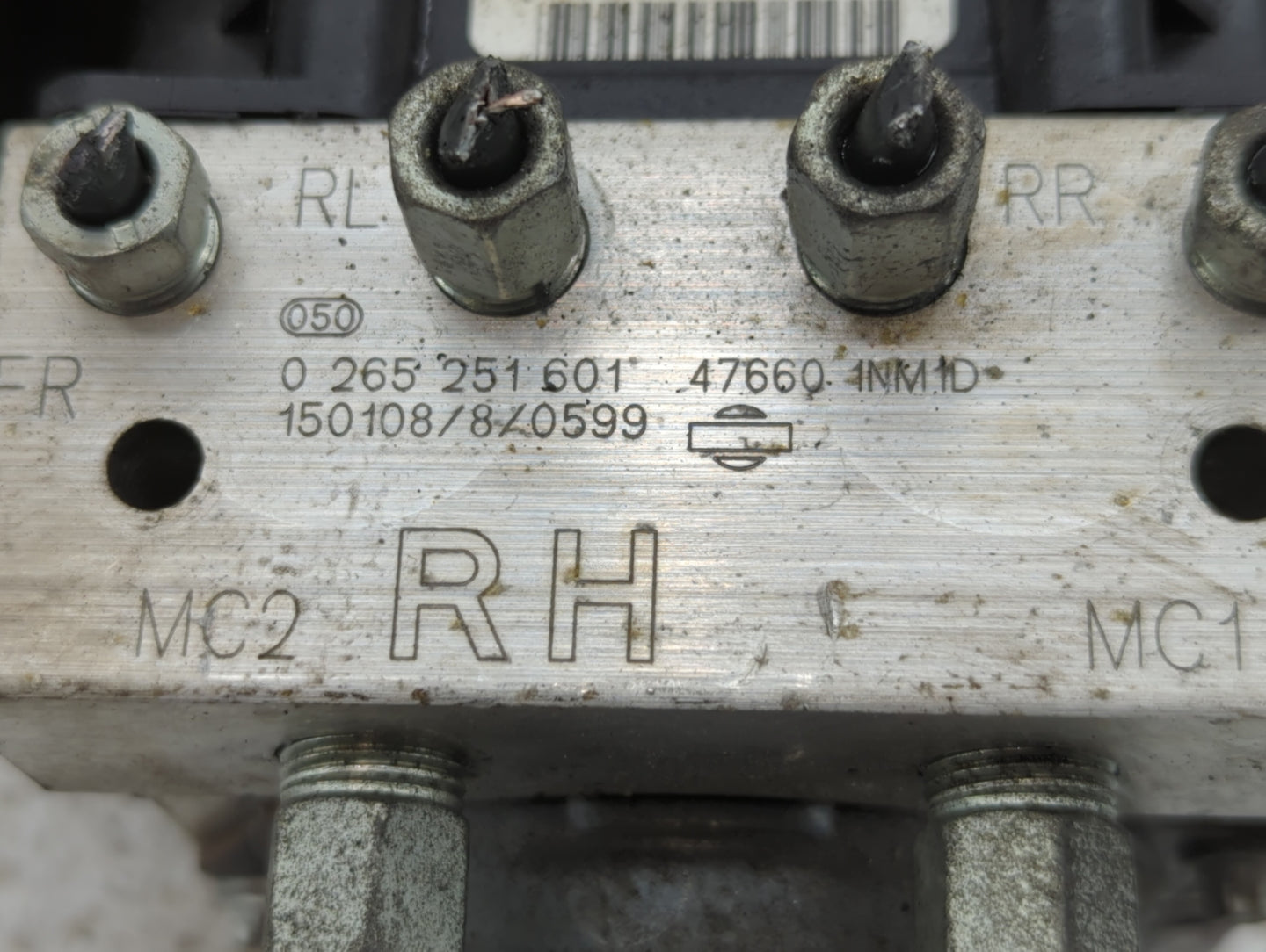 2015 Infiniti Q40 ABS Pump Control Module Replacement P/N:47660 1NM1D 0 265 951 629, 47660-MNL2A Fits Fits 2011 2012 2013 OE
