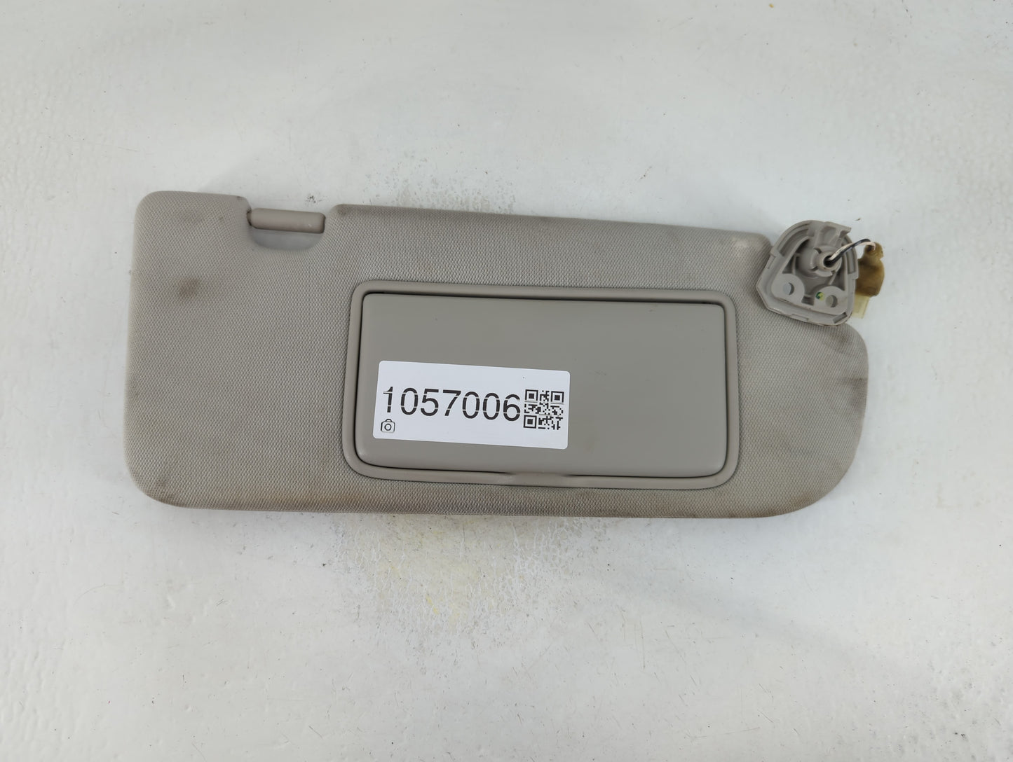 2014-2020 Infiniti Q50 Sun Visor Shade Replacement Passenger Right Mirror Fits Fits 2014 2015 2016 2017 2018 2019 2020 OEM U