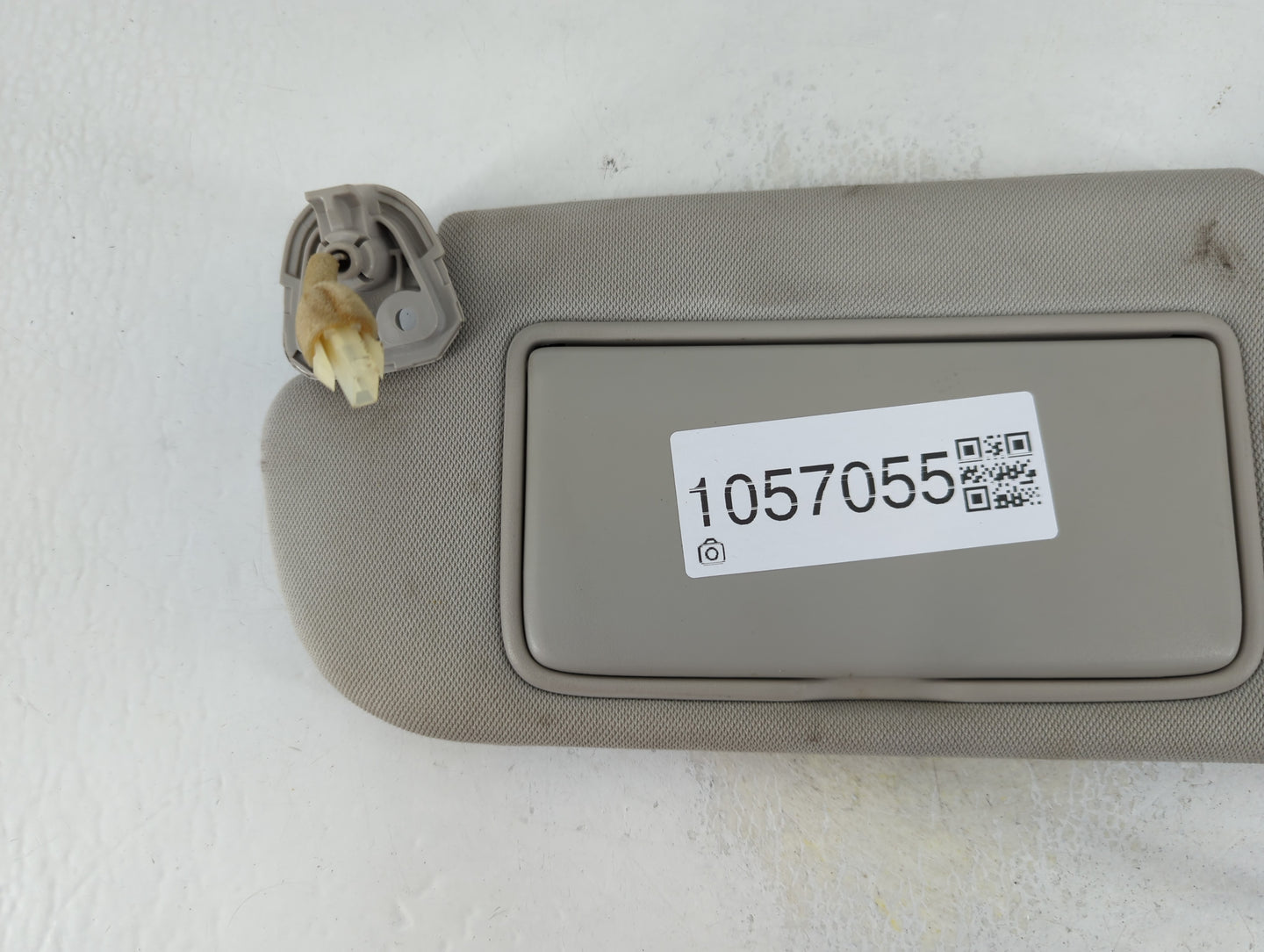 2014-2020 Infiniti Q50 Sun Visor Shade Replacement Driver Left Mirror Fits Fits 2014 2015 2016 2017 2018 2019 2020 OEM Used 