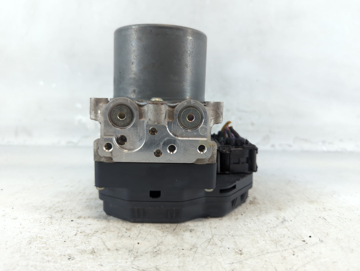 2014-2015 Infiniti Q50 ABS Pump Control Module Replacement P/N:133800-5790 47660 4GB1A Fits Fits 2014 2015 OEM Used Auto Par