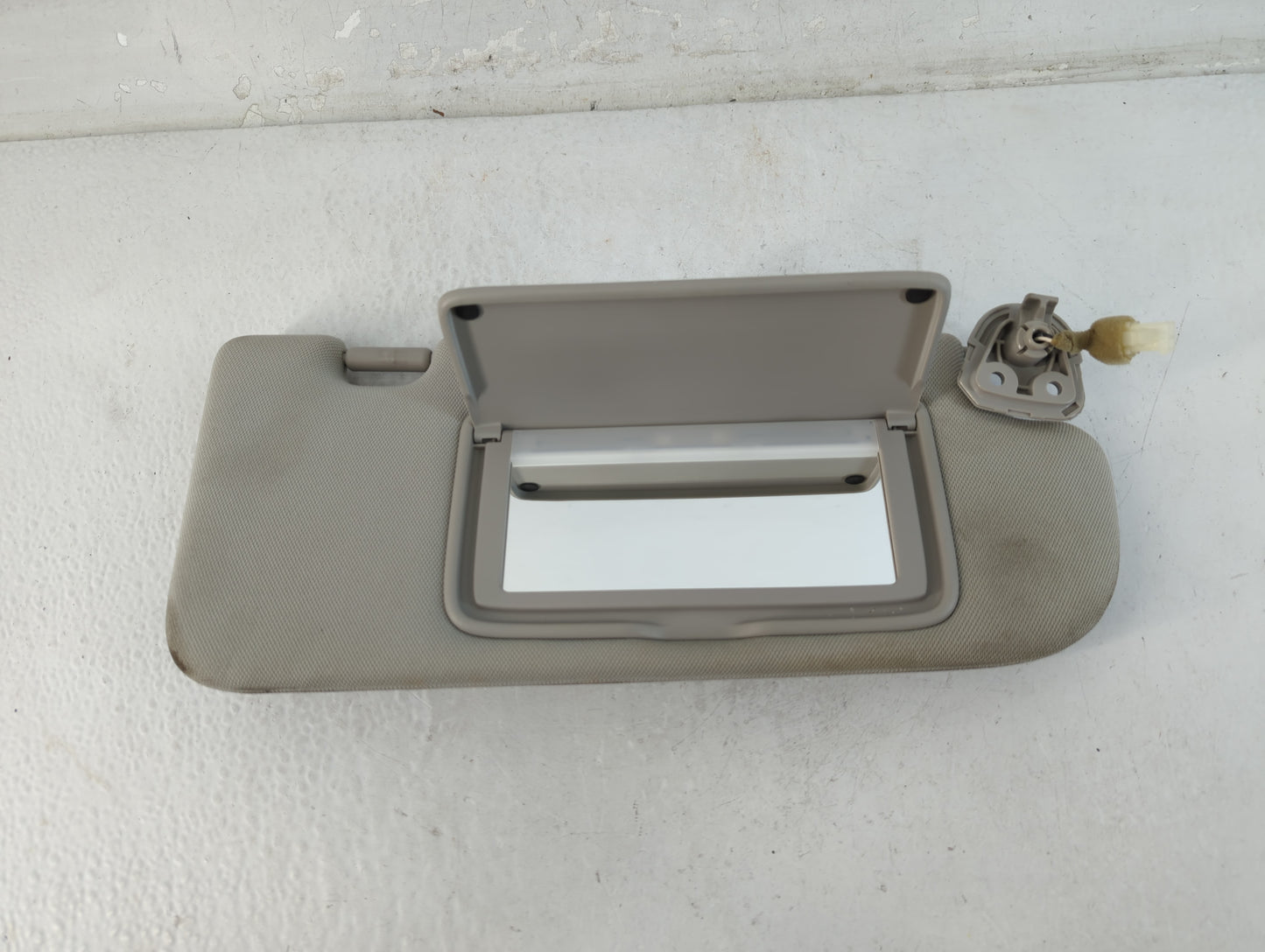 2014-2020 Infiniti Q50 Sun Visor Shade Replacement Passenger Right Mirror Fits Fits 2014 2015 2016 2017 2018 2019 2020 OEM U