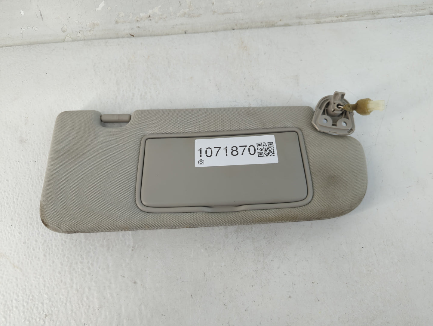 2014-2020 Infiniti Q50 Sun Visor Shade Replacement Passenger Right Mirror Fits Fits 2014 2015 2016 2017 2018 2019 2020 OEM U