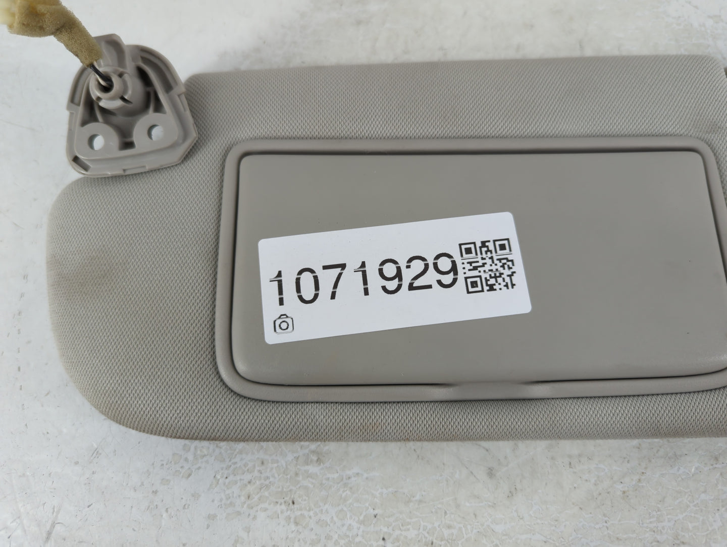 2014-2020 Infiniti Q50 Sun Visor Shade Replacement Driver Left Mirror Fits Fits 2014 2015 2016 2017 2018 2019 2020 OEM Used 