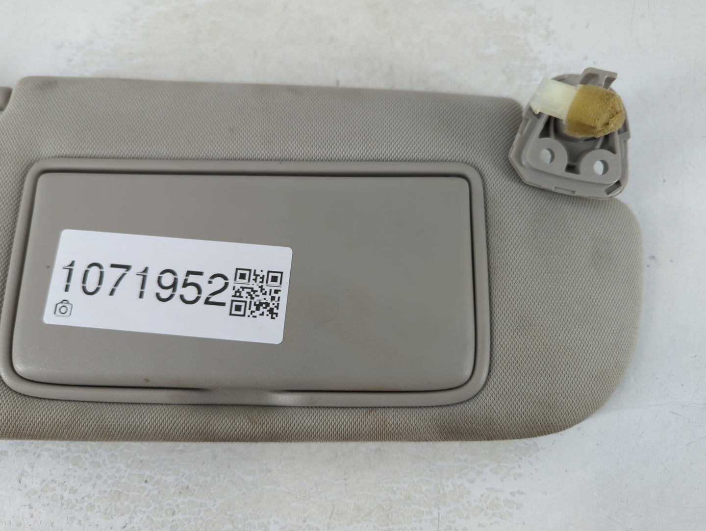 2014-2020 Infiniti Q50 Sun Visor Shade Replacement Passenger Right Mirror Fits Fits 2014 2015 2016 2017 2018 2019 2020 OEM U