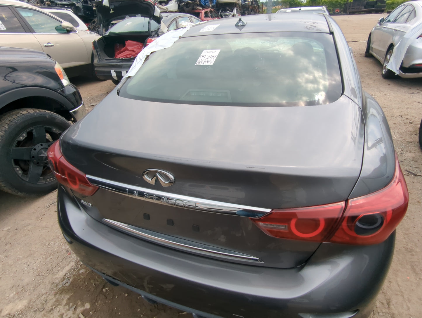 2015-2015 Infiniti Q50 Trunk/decklid/hatch/tailgate Oem - Oemusedautoparts1.com