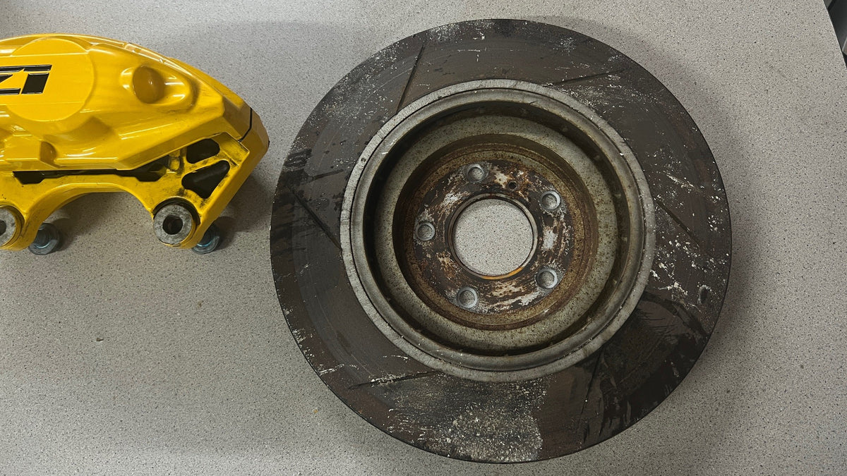 2014-2020 Infiniti Q50 Front Passenger Right Brake Caliper 1096326 - Oemusedautoparts1.com