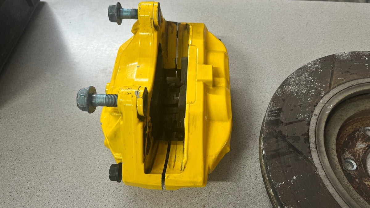 2014-2020 Infiniti Q50 Front Passenger Right Brake Caliper 1096326 - Oemusedautoparts1.com