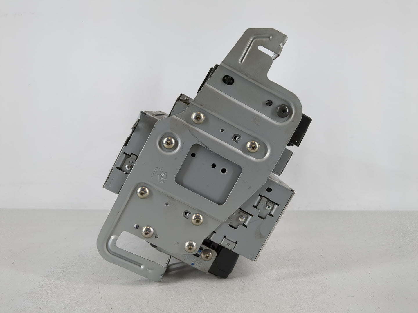2015 Infiniti Q50 Radio AM FM Cd Player Receiver Replacement P/N:27760 4HF0D Fits OEM Used Auto Parts - Oemusedautoparts1.co