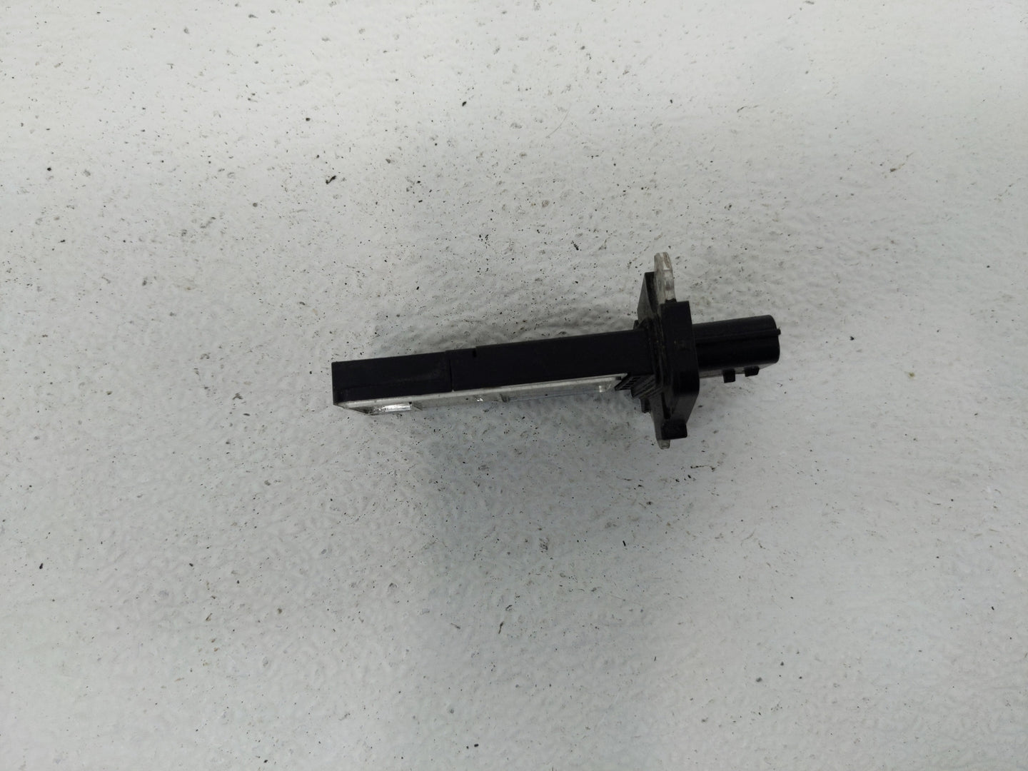 2014-2015 Infiniti Q50 Mass Air Flow Meter Maf - Oemusedautoparts1.com