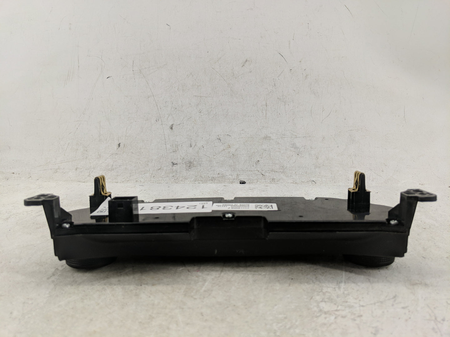 2015-2019 Infiniti Q50 Climate Control Module Temperature AC/Heater Replacement P/N:23430067 Fits OEM Used Auto Parts - Oemu