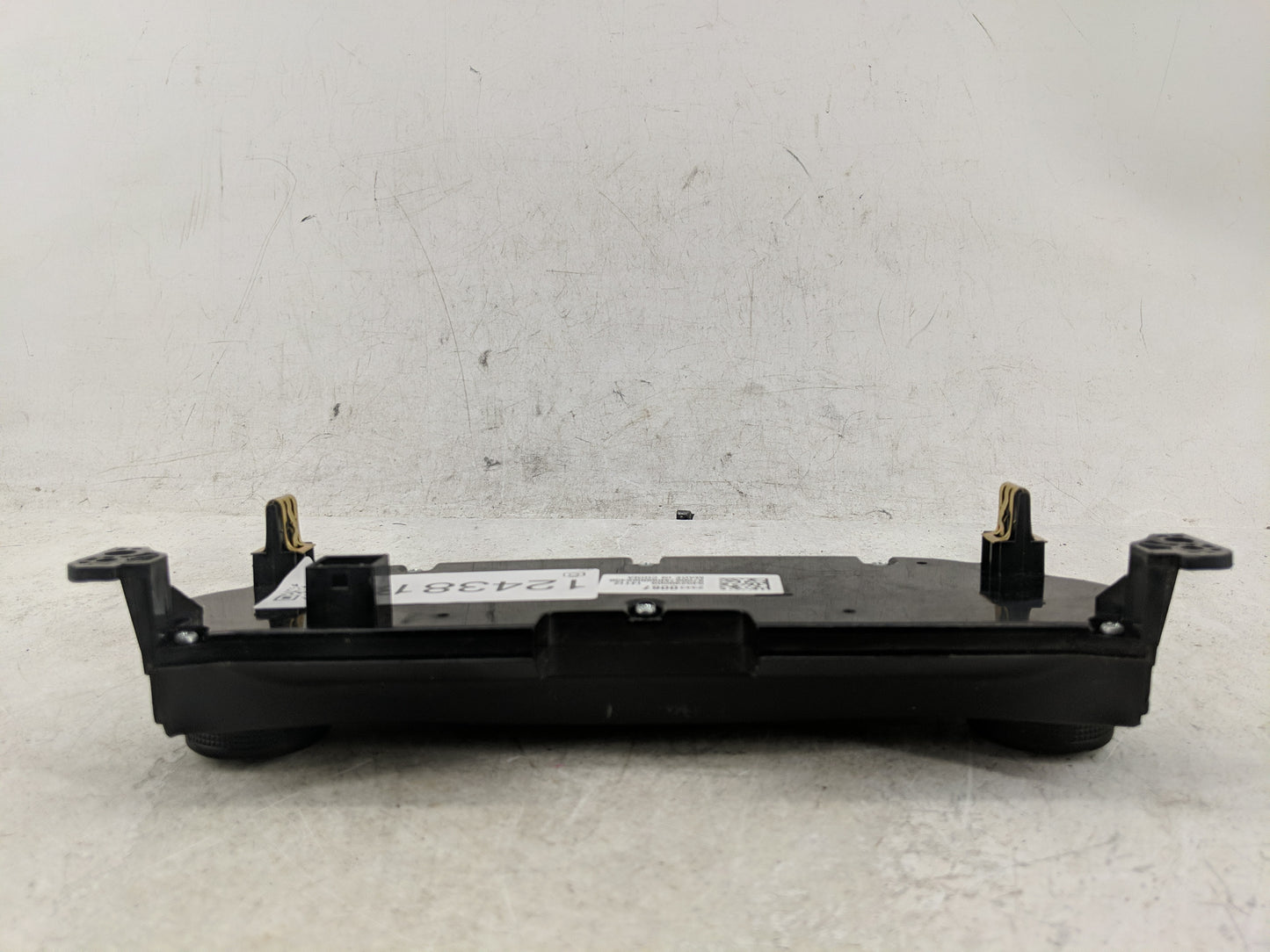 2015-2019 Infiniti Q50 Climate Control Module Temperature AC/Heater Replacement P/N:23430067 Fits OEM Used Auto Parts - Oemu