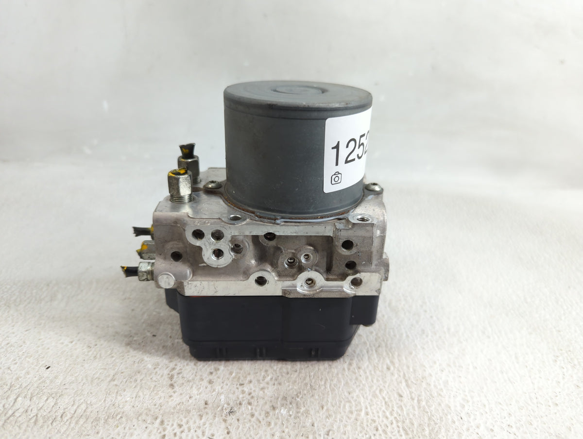 2014-2015 Infiniti Q50 Anti-Lock Brake ABS Pump Module Actuator OEM P/N:47660 4GE1D 133800-5811 Fits Fits 2014 2015 OEM Used