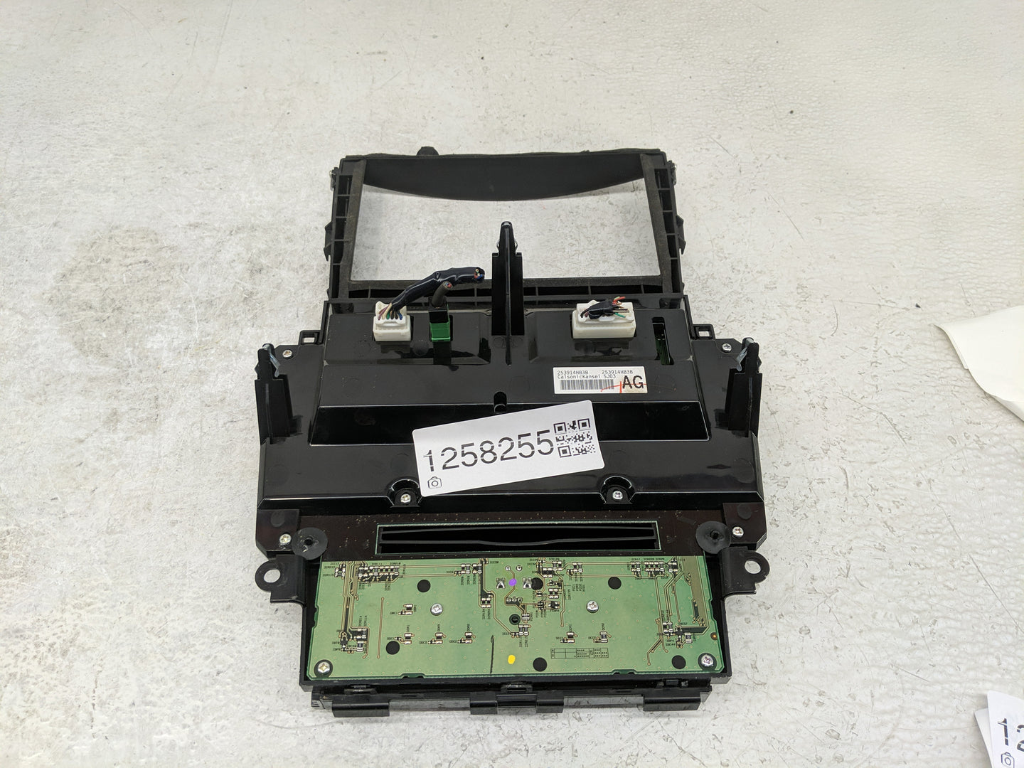 2015-2020 Infiniti Q50 Radio AM FM Cd Player Receiver Replacement P/N:253914HB3B Fits Fits 2015 2016 2017 2018 2019 2020 OEM