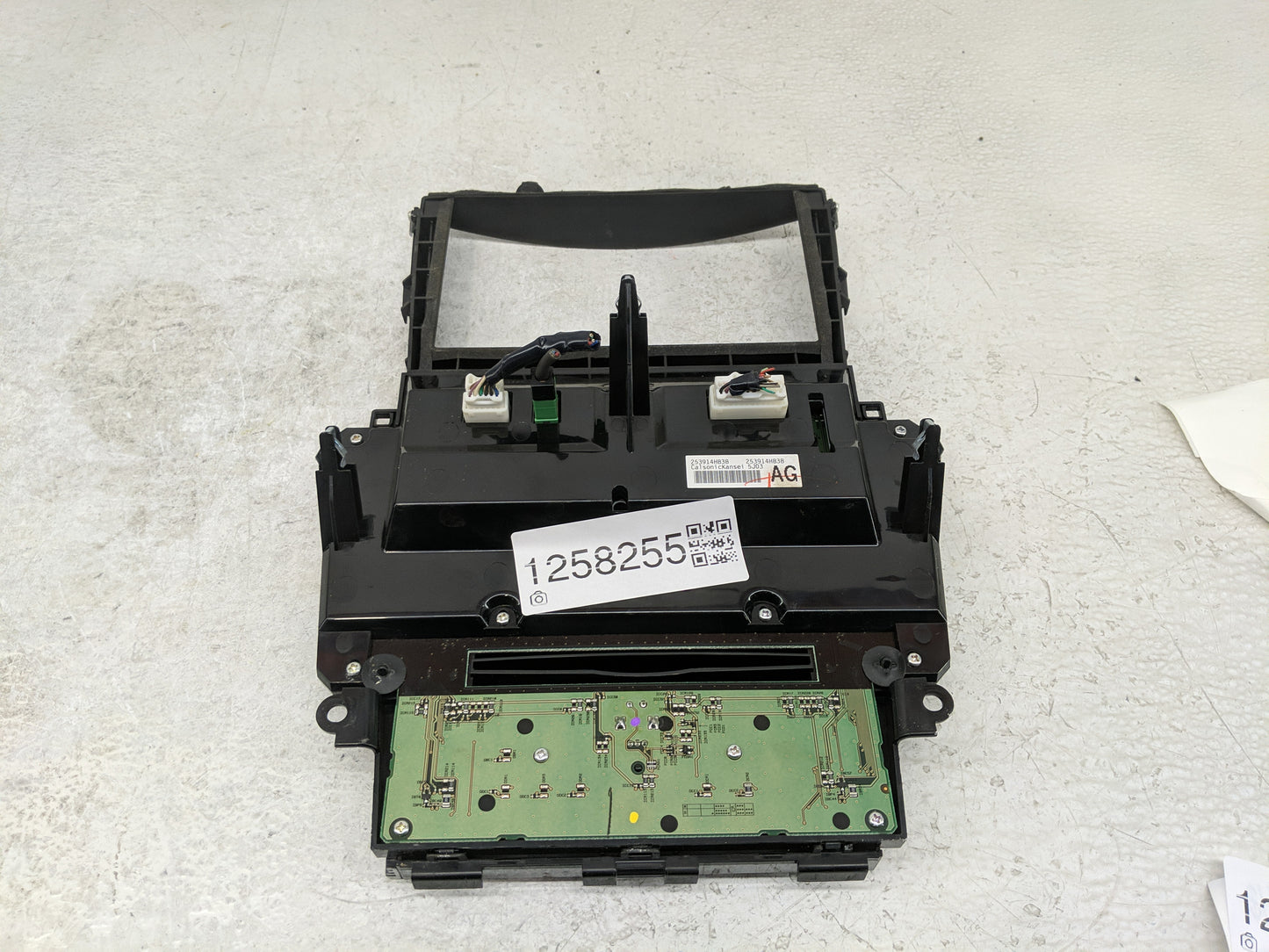 2015-2020 Infiniti Q50 Radio AM FM Cd Player Receiver Replacement P/N:253914HB3B Fits Fits 2015 2016 2017 2018 2019 2020 OEM
