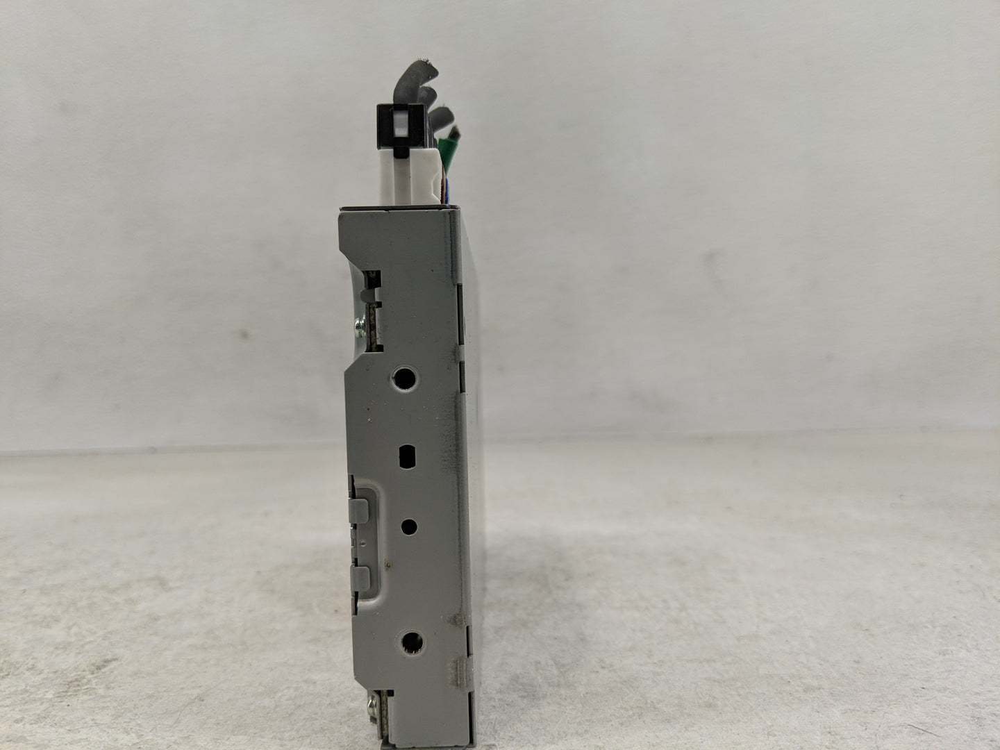 2015 Infiniti Q50 Radio AM FM Cd Player Receiver Replacement P/N:25915 4HB3B Fits OEM Used Auto Parts - Oemusedautoparts1.co