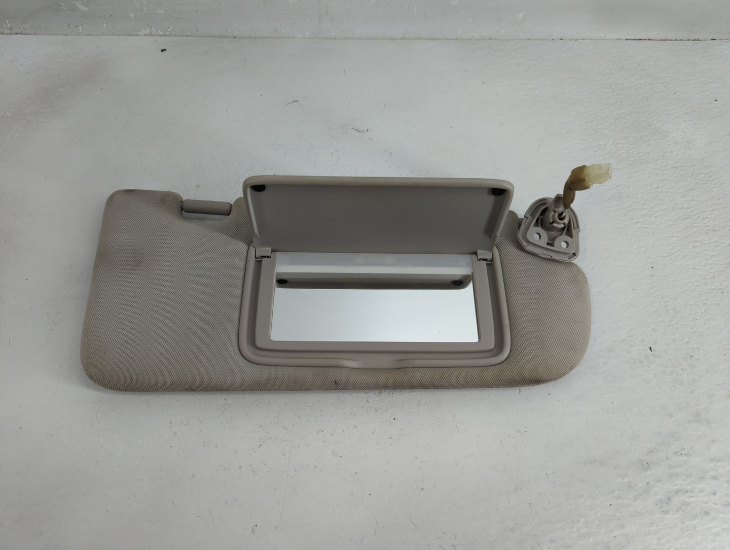 2014-2020 Infiniti Q50 Sun Visor Shade Replacement Passenger Right Mirror Fits Fits 2014 2015 2016 2017 2018 2019 2020 OEM U