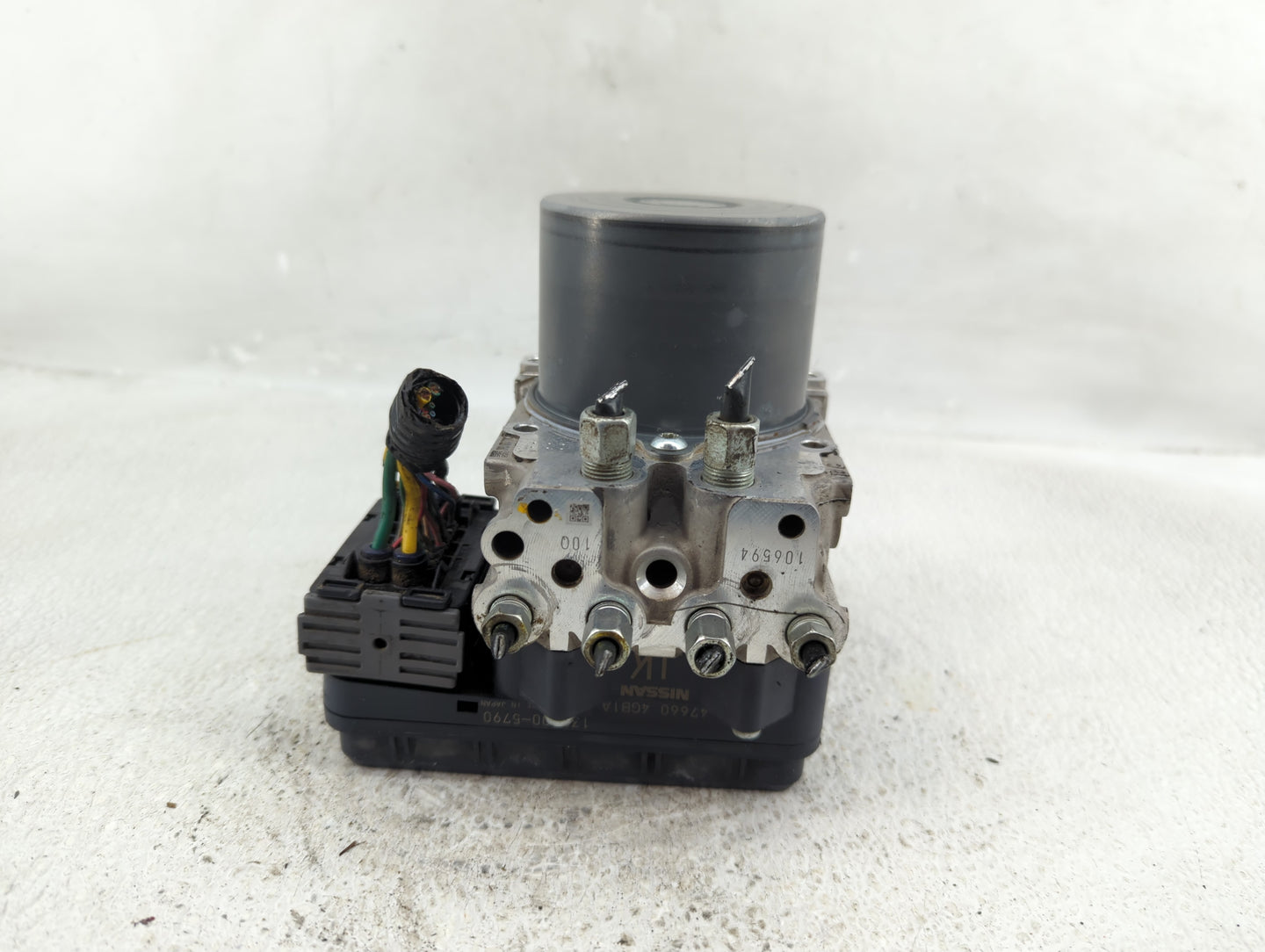 2014-2015 Infiniti Q50 ABS Pump Control Module Replacement P/N:47660 4GB1A 133800-5790 Fits Fits 2014 2015 OEM Used Auto Par