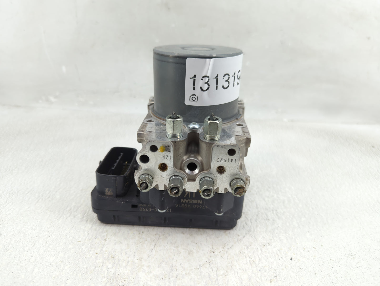 2014-2015 Infiniti Q50 ABS Pump Control Module Replacement P/N:47660 4GB1A 133800-5790 Fits Fits 2014 2015 OEM Used Auto Par