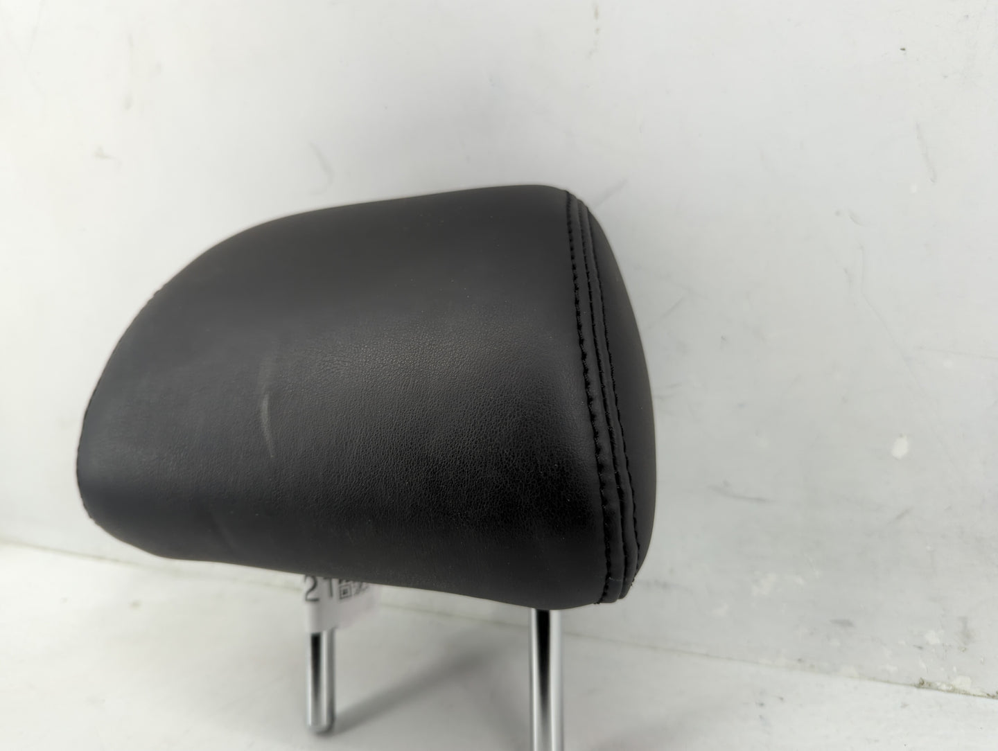 2015 Infiniti Q50 Headrest Head Rest Rear Center Seat Fits OEM Used Auto Parts - Oemusedautoparts1.com