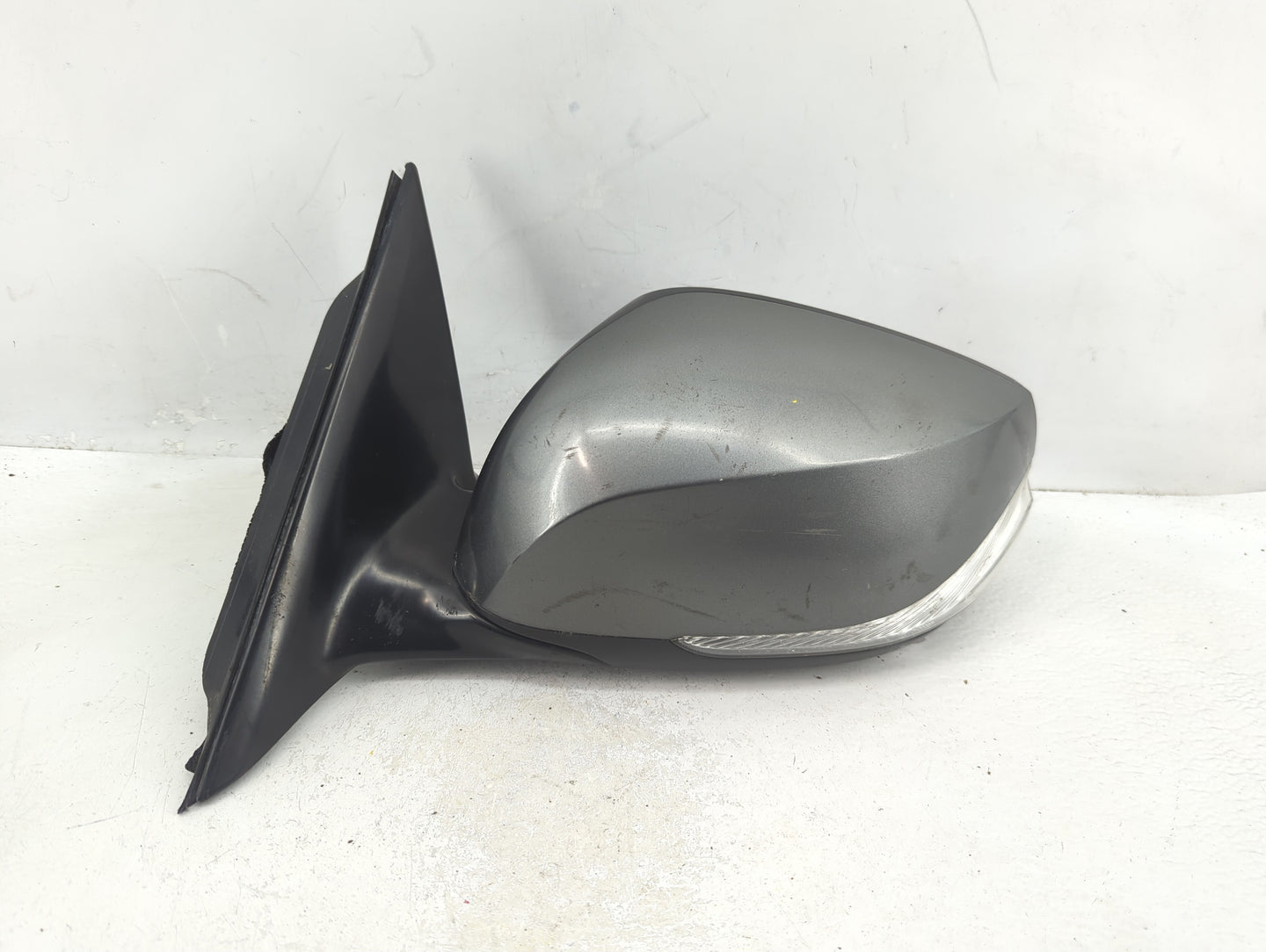 2014-2020 Infiniti Q50 Driver Side View Mirror - Left Door Mirror OEM Used - Oemusedautoparts1.com