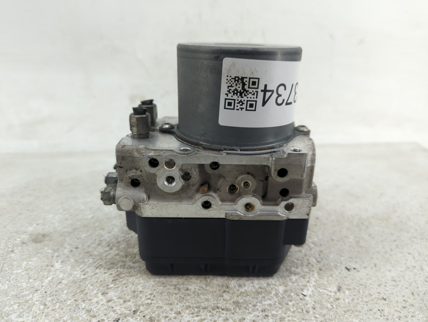 2014-2015 Infiniti Q50 ABS Pump Control Module Replacement P/N:47660-4GB1A Fits Fits 2014 2015 OEM Used Auto Parts - Oemused