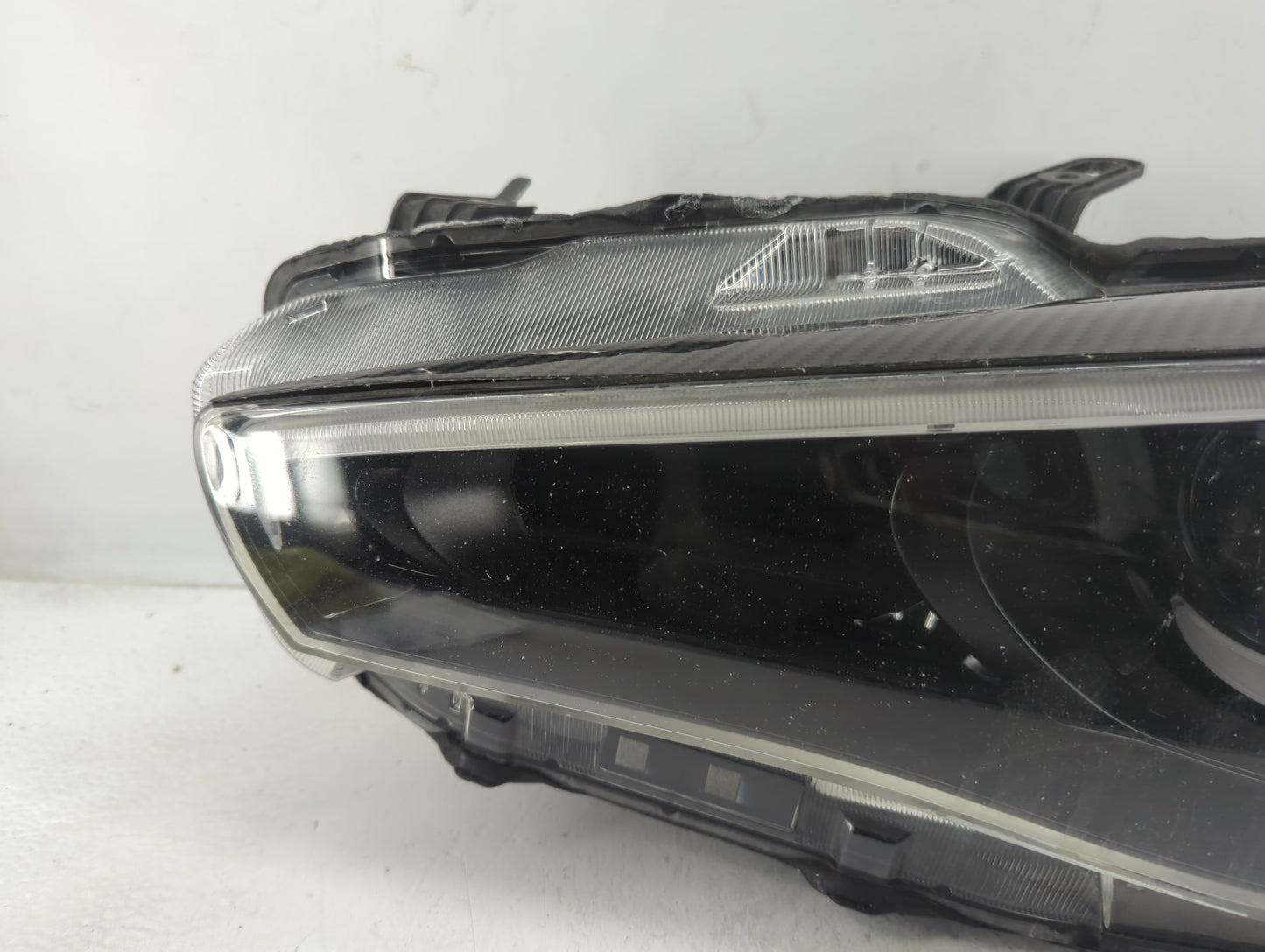 2014-2017 Infiniti Q50 Driver Left Oem Head Light Headlight Lamp - Oemusedautoparts1.com