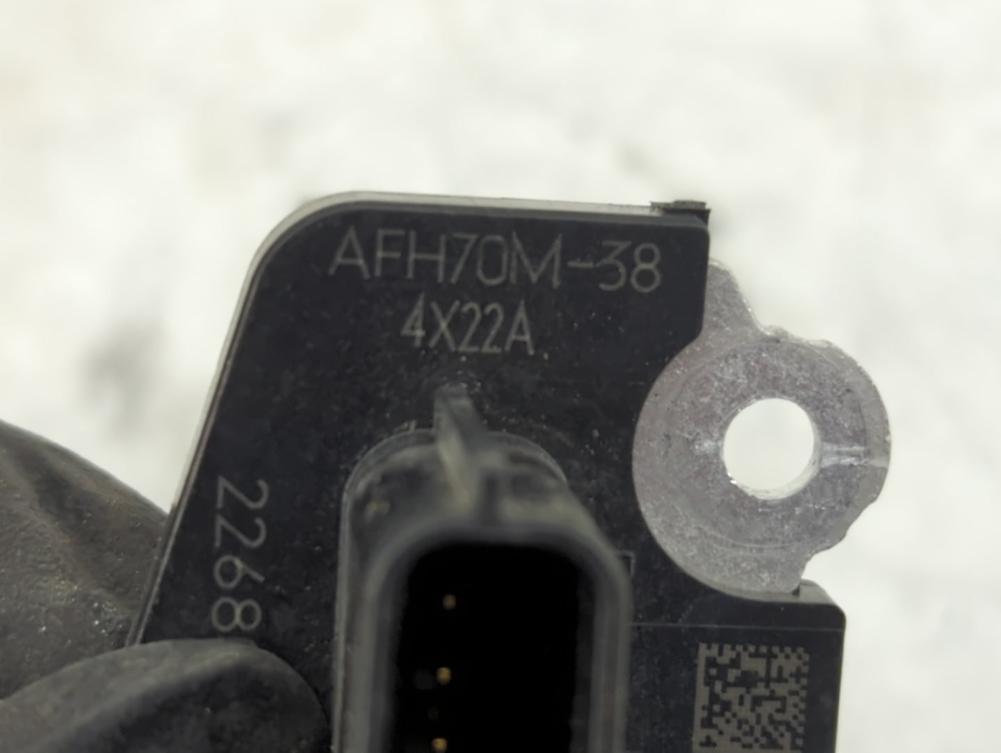 2014-2015 Infiniti Q50 Mass Air Flow Meter Maf - Oemusedautoparts1.com