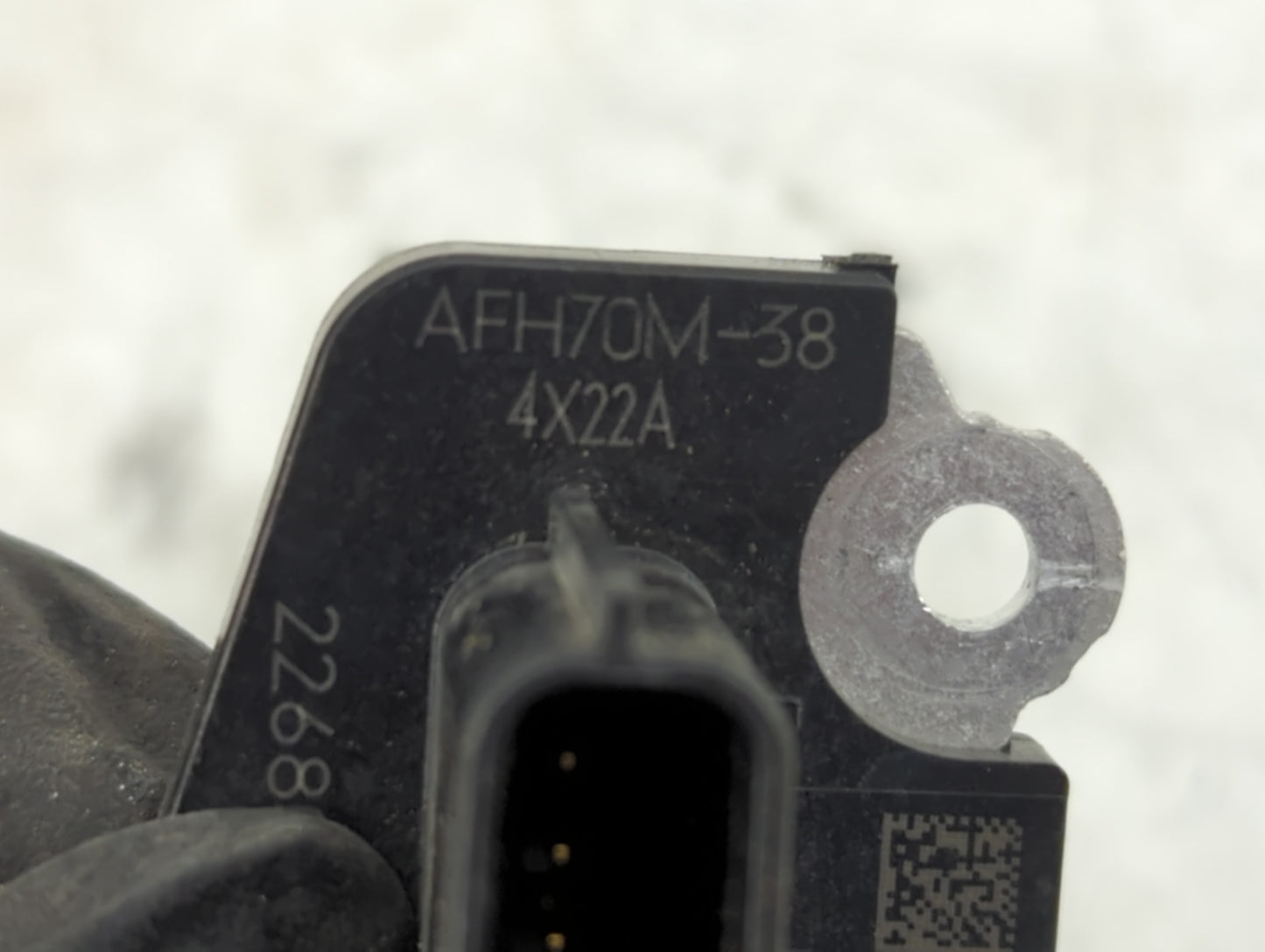 2014-2015 Infiniti Q50 Mass Air Flow Meter Maf - Oemusedautoparts1.com