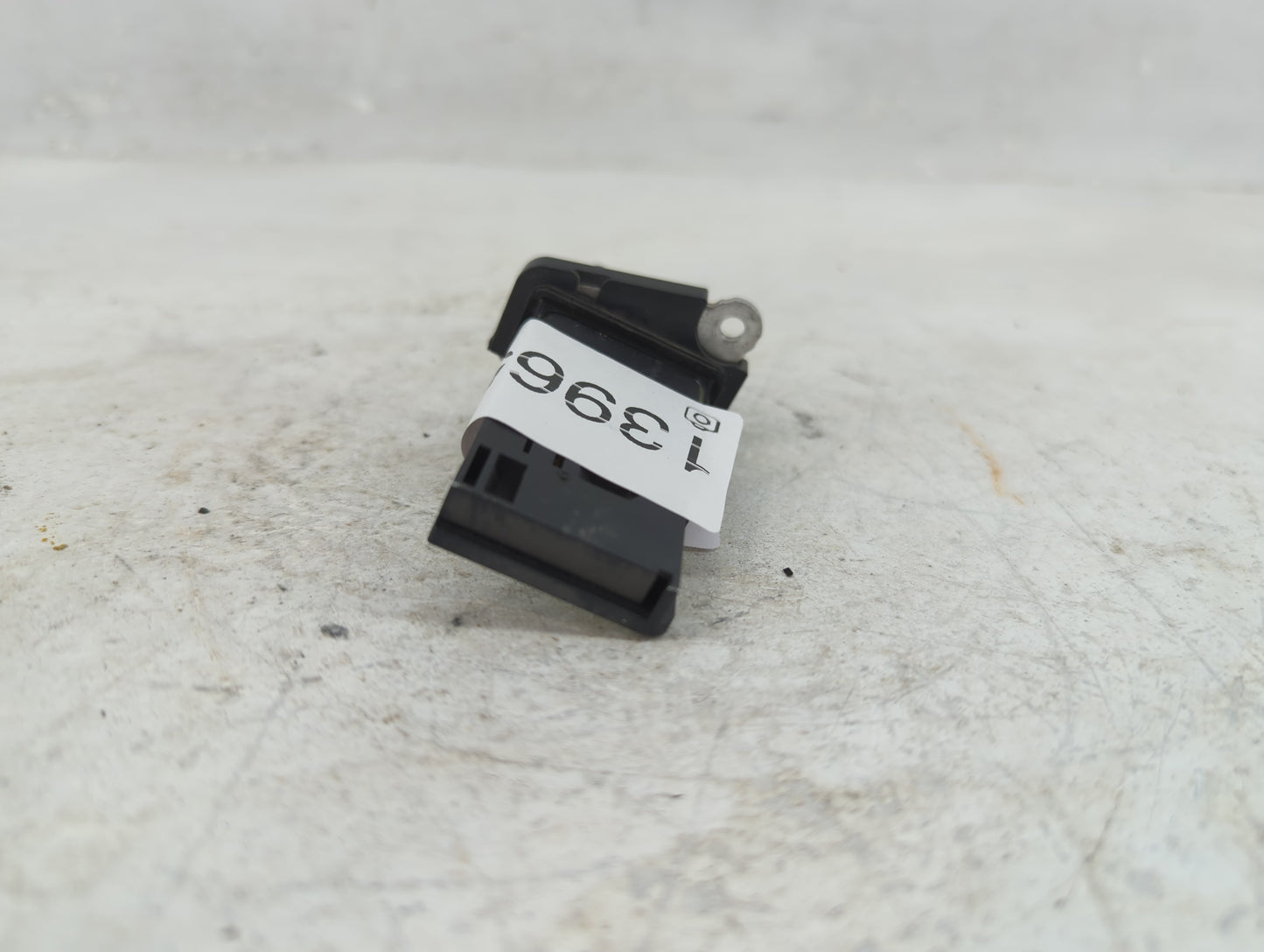 2014-2015 Infiniti Q50 Mass Air Flow Meter Maf - Oemusedautoparts1.com