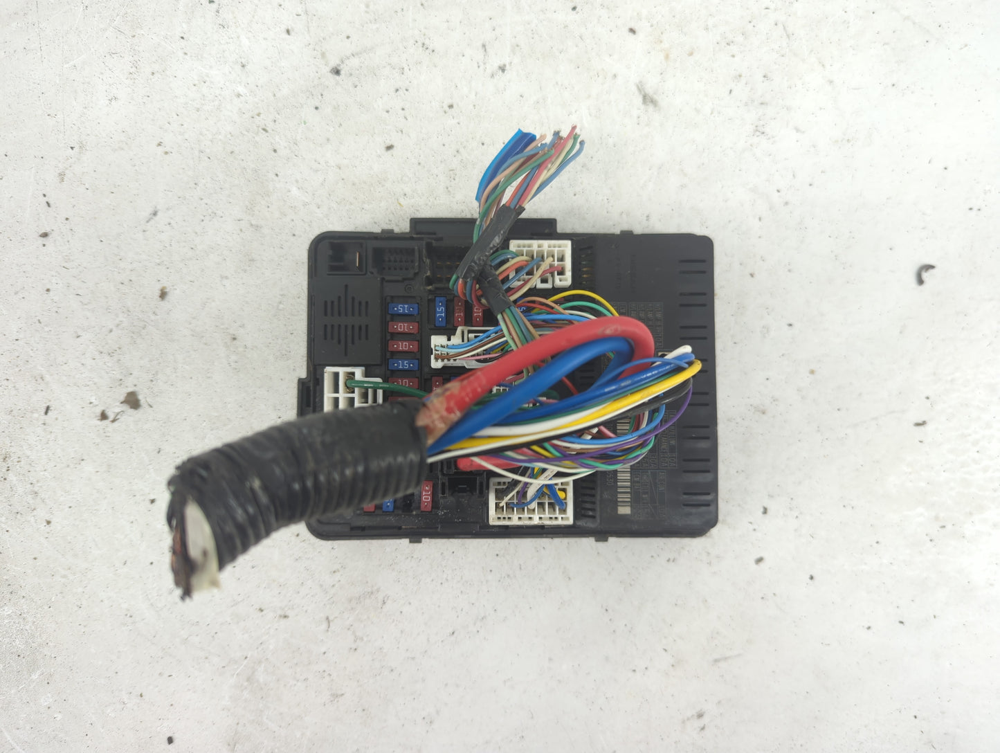 2014-2019 Infiniti Q50 Fusebox Fuse Box Panel Relay Module P/N:284B73JV2D Fits Fits 2014 2015 2016 2017 2018 2019 2020 OEM U