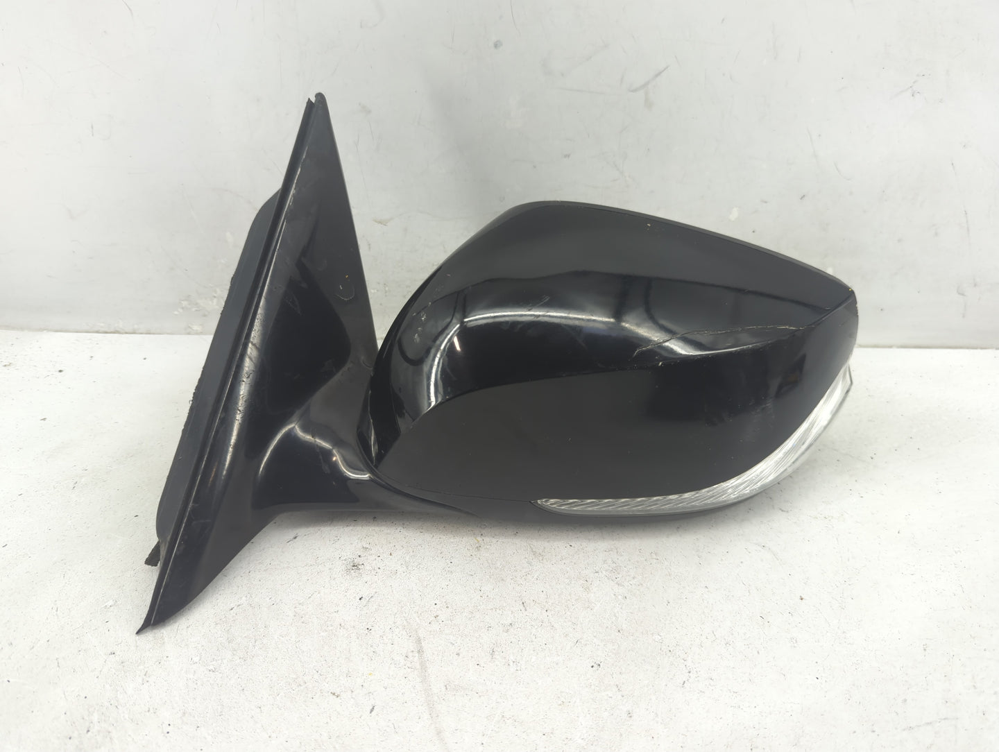 2014-2020 Infiniti Q50 Driver Side View Mirror - Left Door Mirror OEM Used - Oemusedautoparts1.com