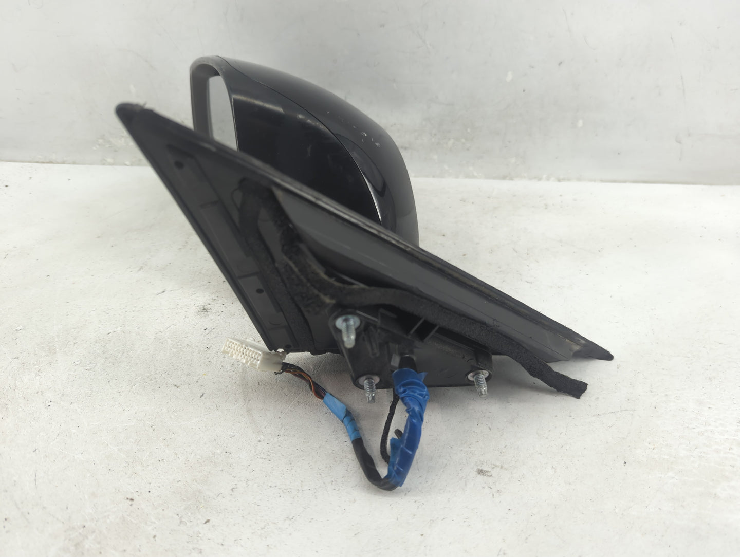 2014-2020 Infiniti Q50 Driver Side View Mirror - Left Door Mirror OEM Used - Oemusedautoparts1.com