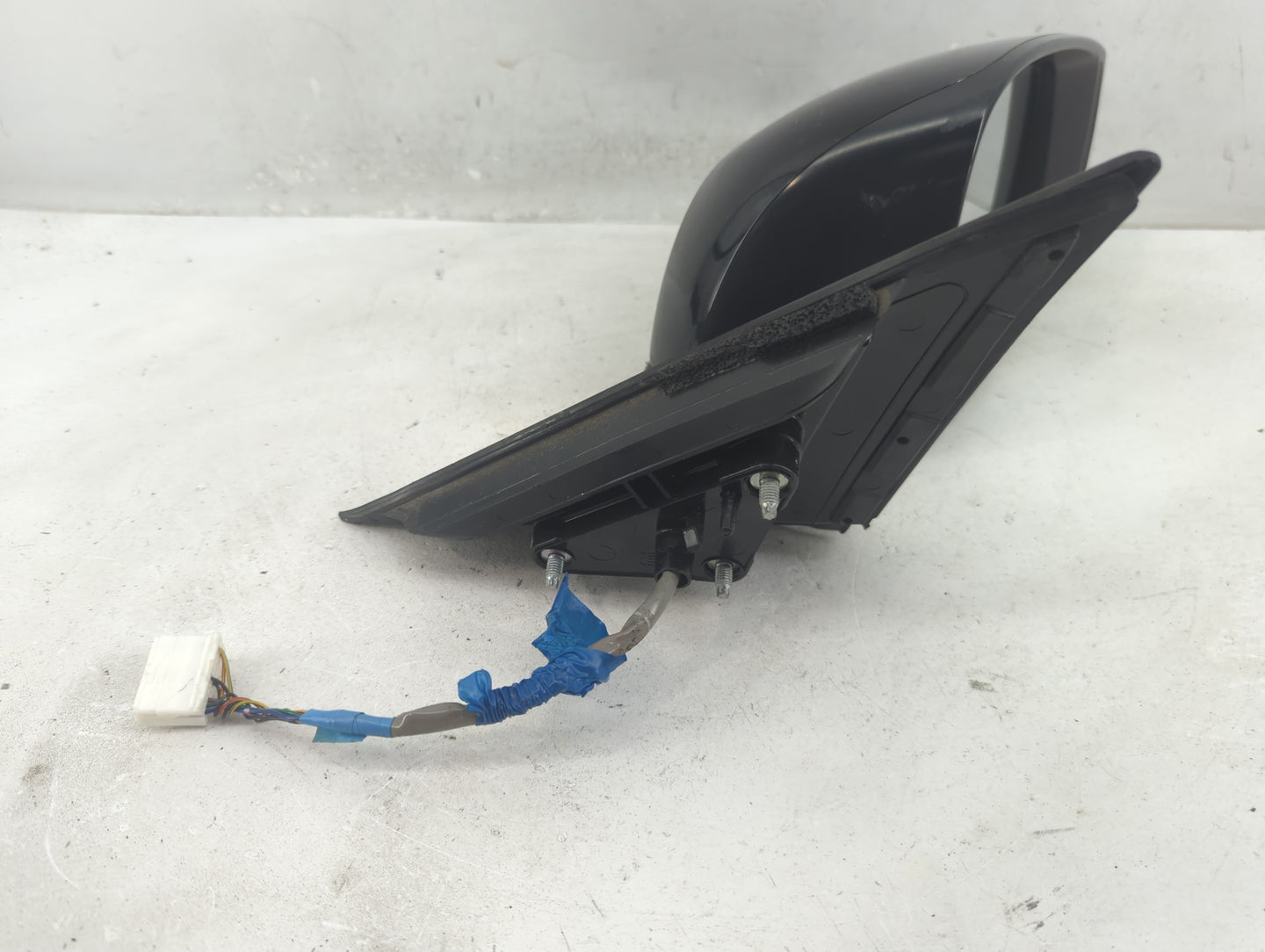 2014-2020 Infiniti Q50 Passenger Side View Mirror - Right Door Mirror OEM Used - Oemusedautoparts1.com
