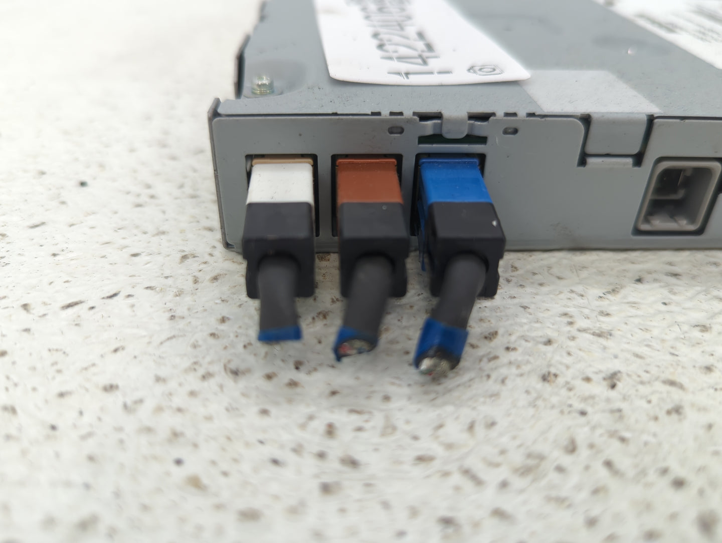 2014-2019 Infiniti Q50 Communication Control Module 25915-4hb5a - Oemusedautoparts1.com