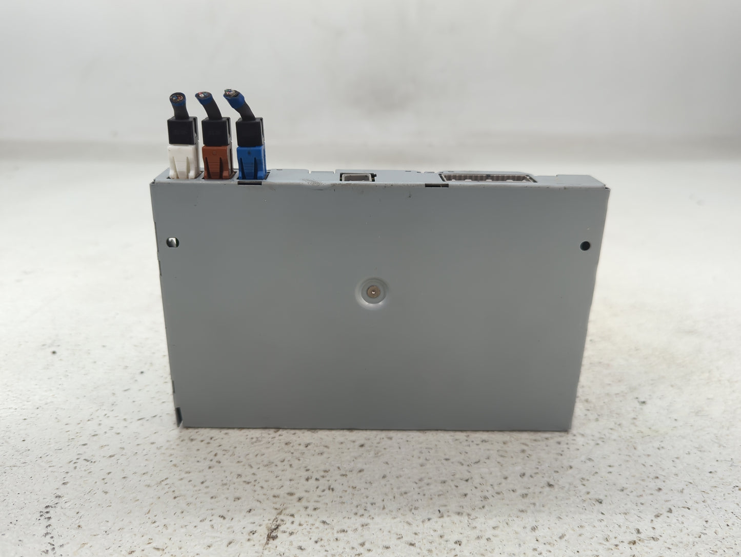 2014-2019 Infiniti Q50 Communication Control Module 25915-4hb5a - Oemusedautoparts1.com