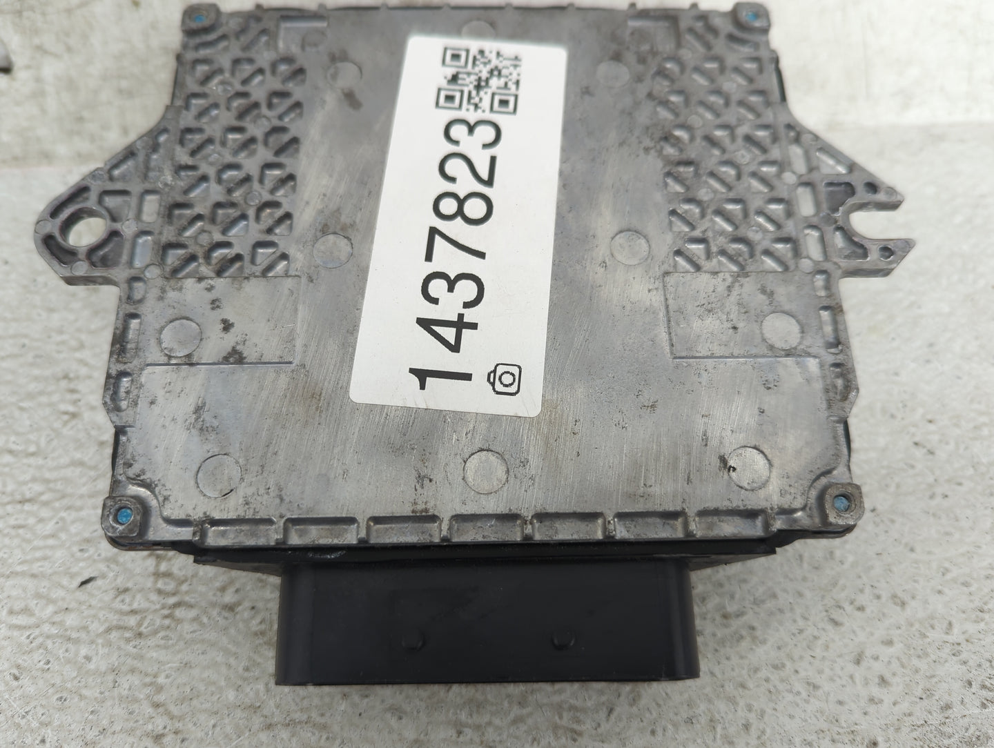 2014-2015 Infiniti Q50 PCM Engine Control Computer ECU ECM PCU OEM P/N:23751 3EV0A A1C-A04 Fits Fits 2014 2015 OEM Used Auto
