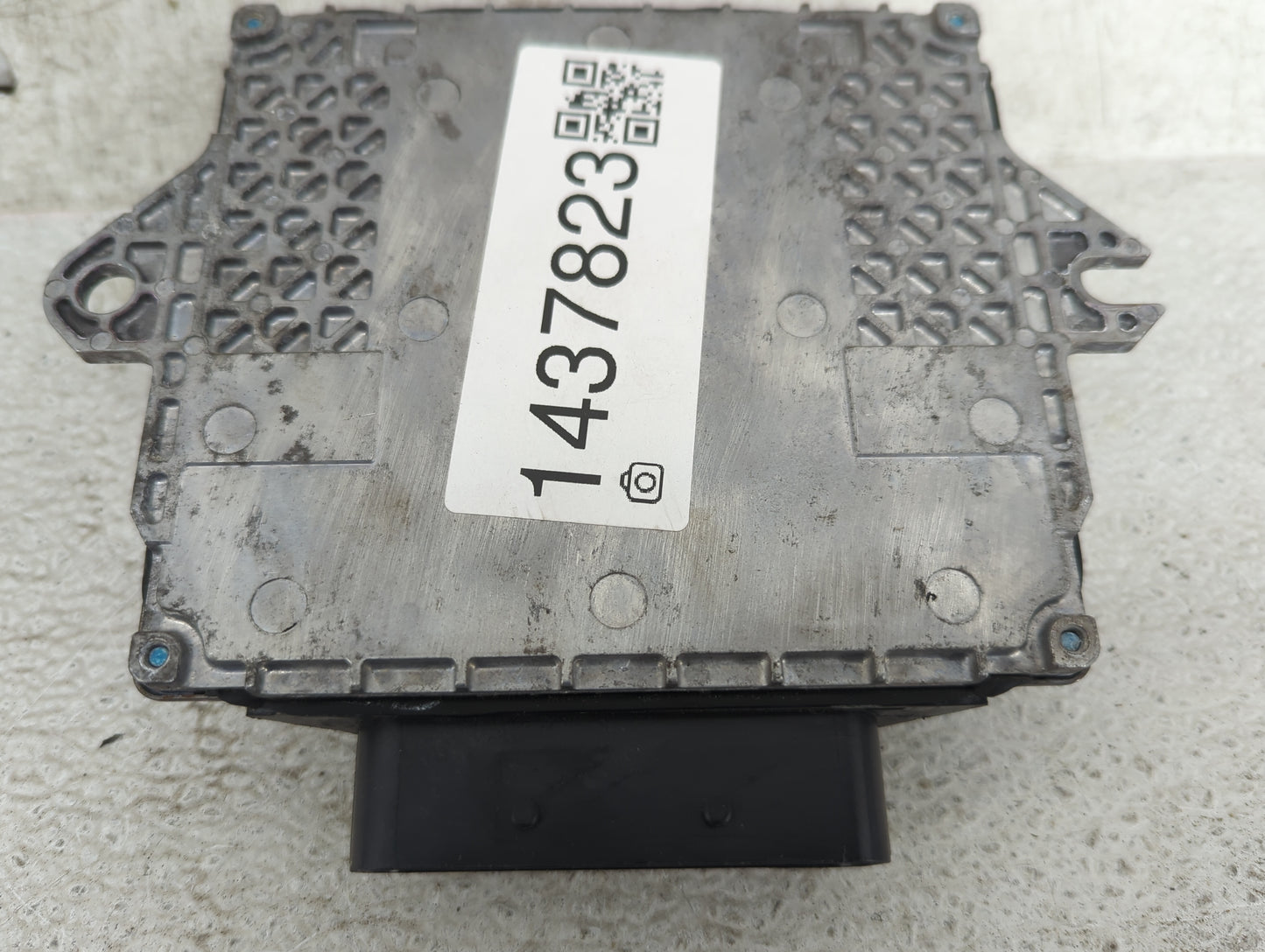 2014-2015 Infiniti Q50 PCM Engine Control Computer ECU ECM PCU OEM P/N:23751 3EV0A A1C-A04 Fits Fits 2014 2015 OEM Used Auto