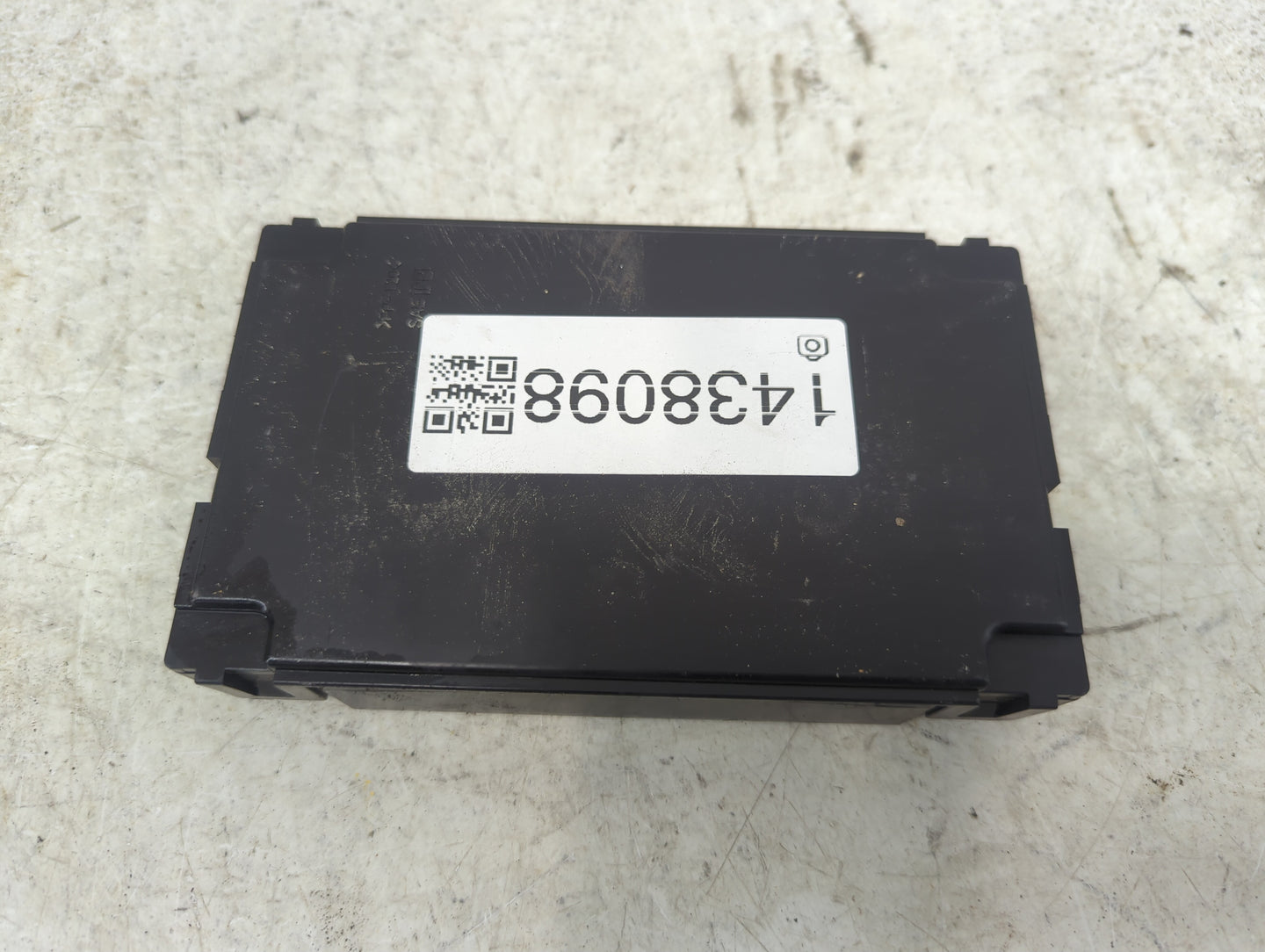 2014-2015 Infiniti Q50 Temperature Control Module 27760 4hf0d - Oemusedautoparts1.com