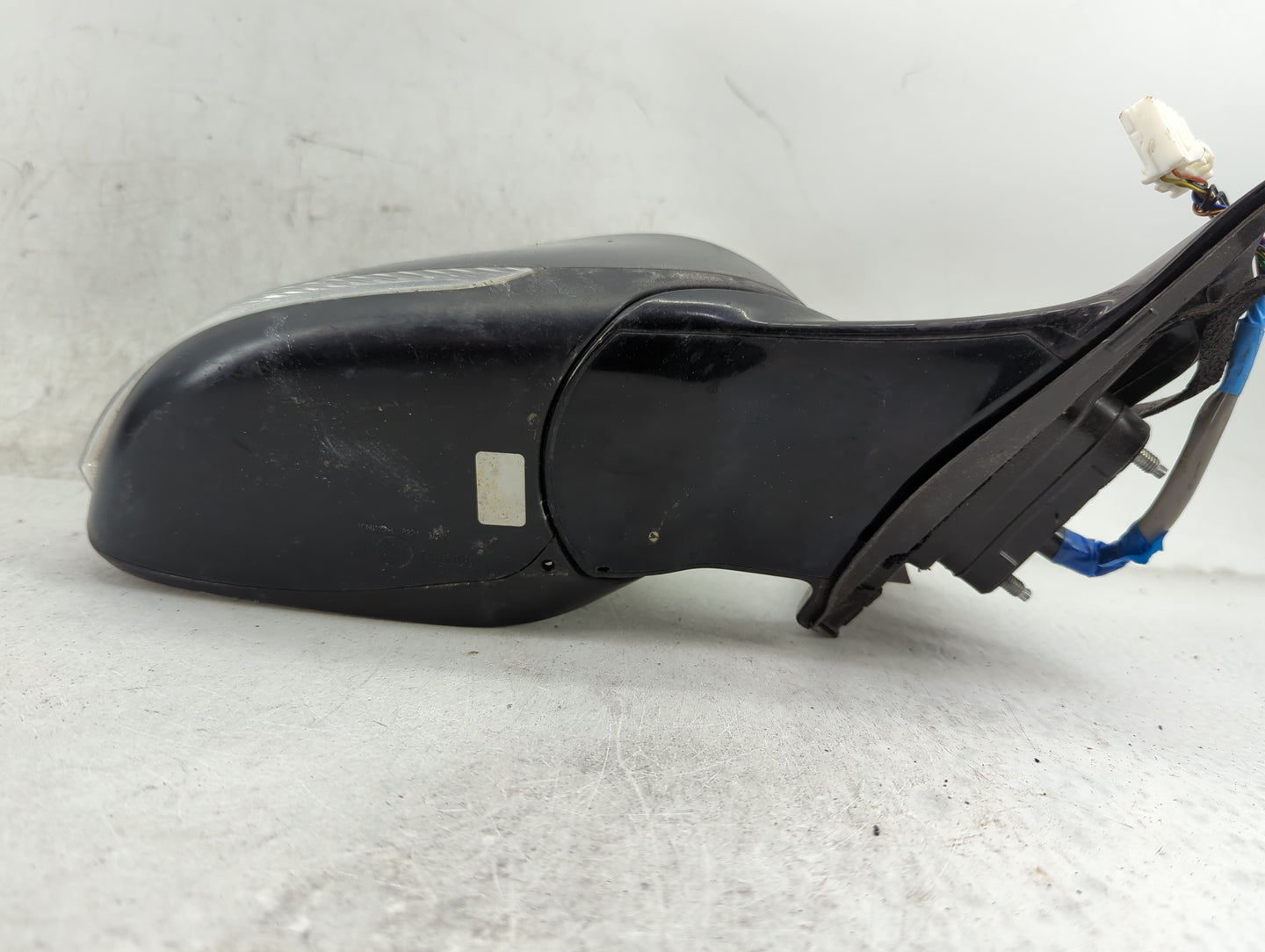 2014-2020 Infiniti Q50 Passenger Side View Mirror - Right Door Mirror OEM Used - Oemusedautoparts1.com